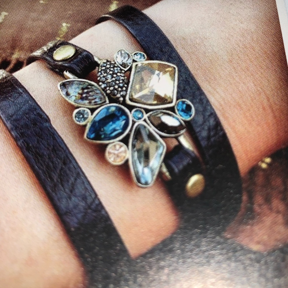 Necklace and bracelet set